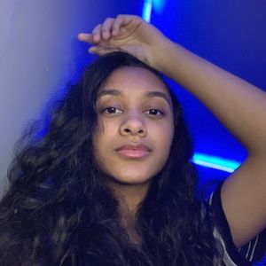 Meet your Posher, Ebony